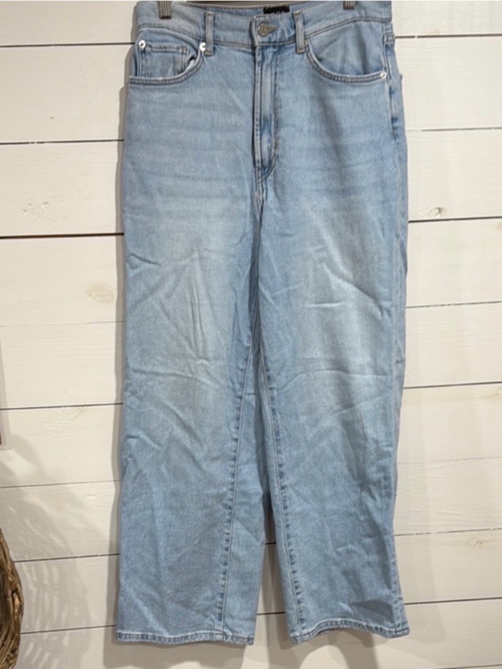 BDG Urban Outfitters Light Wash High & Wide Denim Crop Jeans - Picture 4 of 5